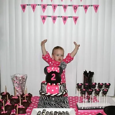 ayuda con fiesta de mimi mouse rosa