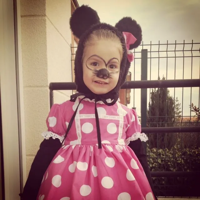 NIÑAS DISFRAZADAS DE MINNIE - Imagui