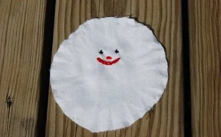 Hacer un payaso de juguete en Manualidades con fieltro Hacer un payaso de juguete en Manualidades con fieltro
