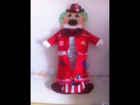 PAYASO PORTA PAÑALES - YouTube