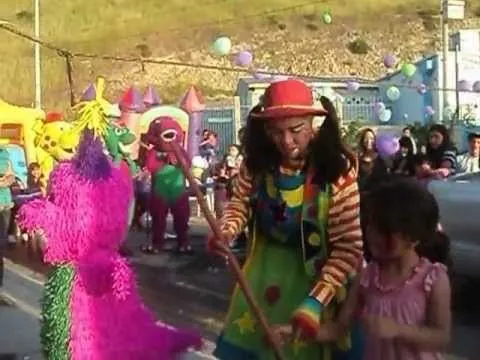 payasos en tijuana payasita ceci - payasos de tijuana - YouTube