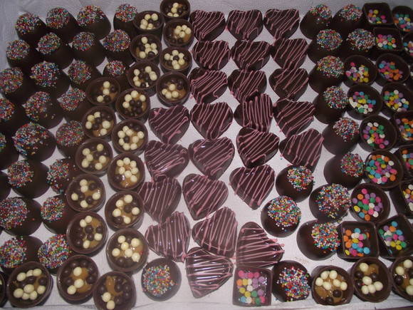 PEÇAS PARA MESA DE CHOCOLATES | DELÍCIAS DE CHOCOLATE | Elo7 PEÇAS PARA MESA DE CHOCOLATES | DELÍCIAS DE CHOCOLATE | Elo7
