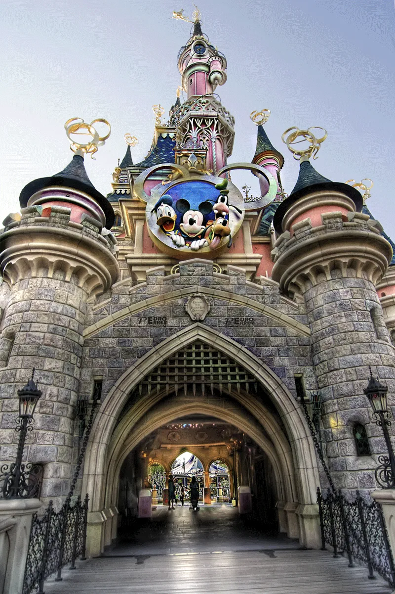 Pedro Ferrer FOTOGRAFIA: Disneyland Paris - El año de Mickey Mouse