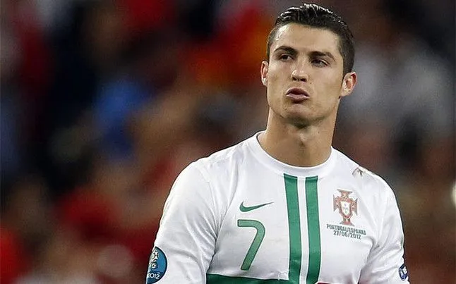 El peinado de Cristiano Ronaldo seguía perfecto" - SPORT El peinado de Cristiano Ronaldo seguía perfecto" - SPORT