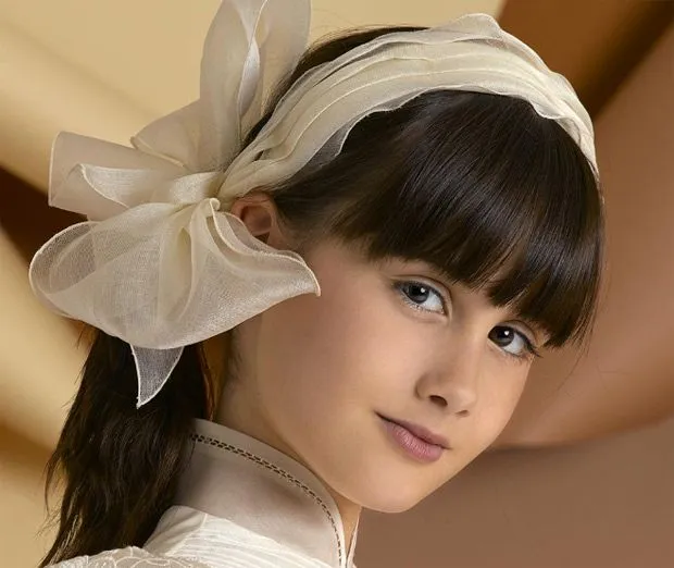 Peinados a la Moda: Peinados de Niñas para Comuniones Tendencias 2012