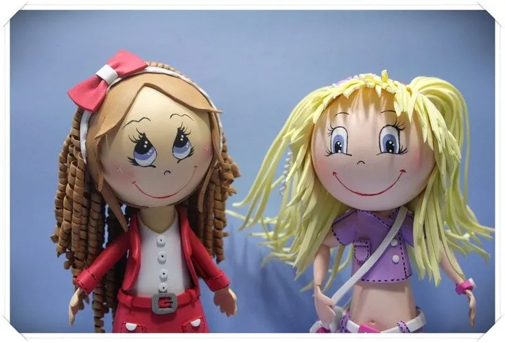 Peinados fofuchas con rizos y diadema, y liso con coletas | Ideas ... Peinados fofuchas con rizos y diadema, y liso con coletas | Ideas ...