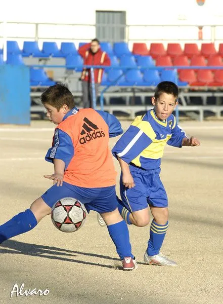 LOS PEKES: ESCUELA DE FUTBOL INFANTIL