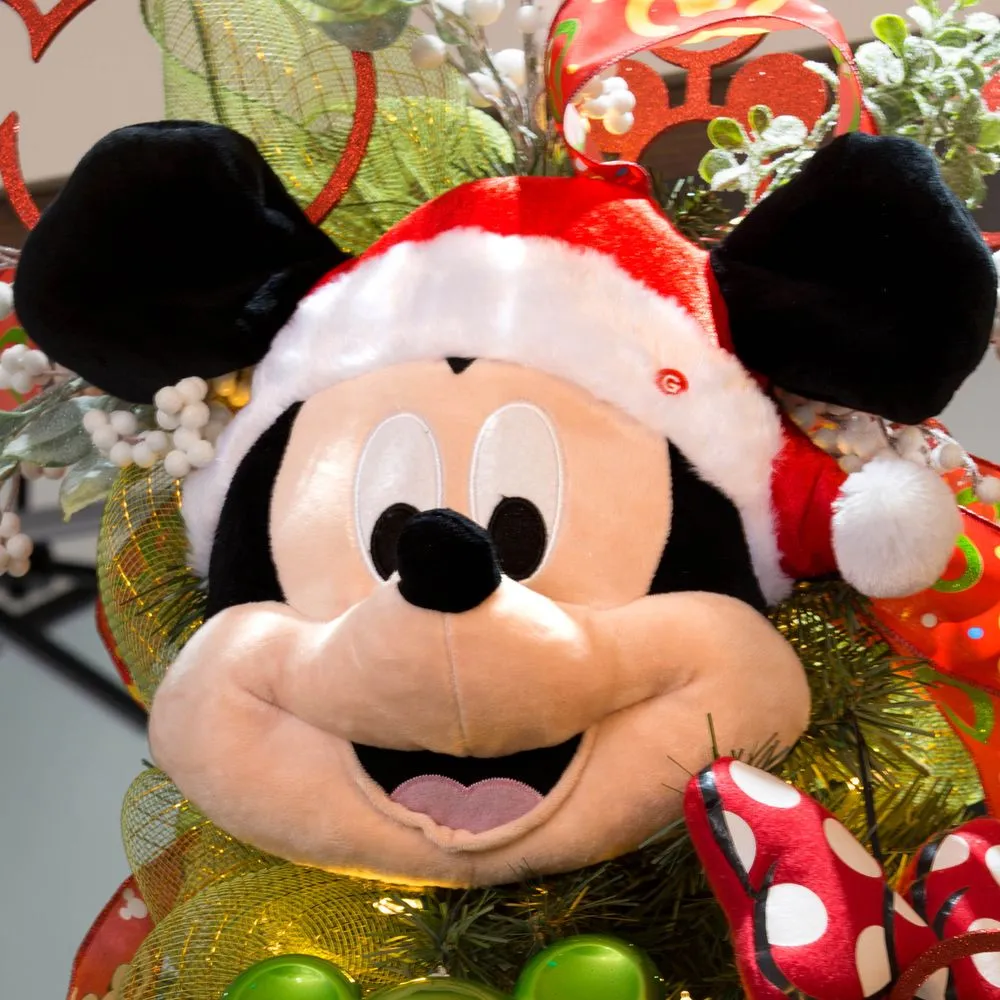 PELUCHE NAVIDEÑO ANIMADO MICKEY MOUSE MULTICOLOR 30 X 39 CM | The Home  Depot México