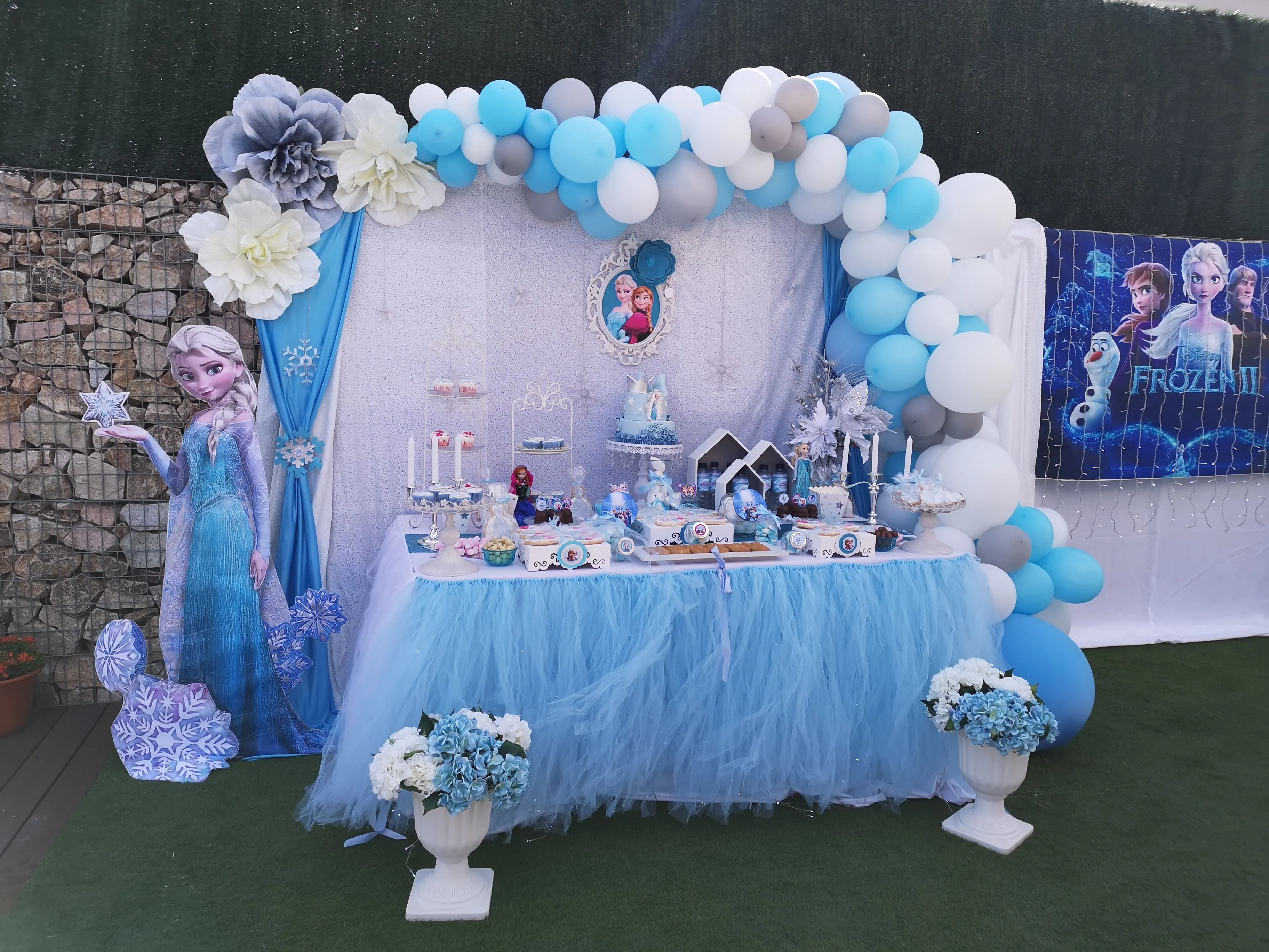 La pequeña Martina y su fiesta de cumpleaños de Frozen