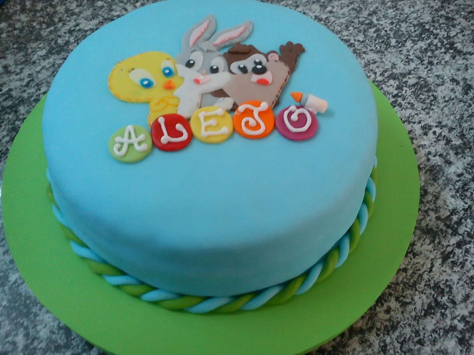 Pequeñas Artesanias: Torta, Looney Tones Baby