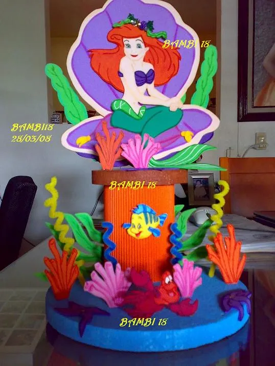 Sirenita Ariel bebé en piñata - Imagui