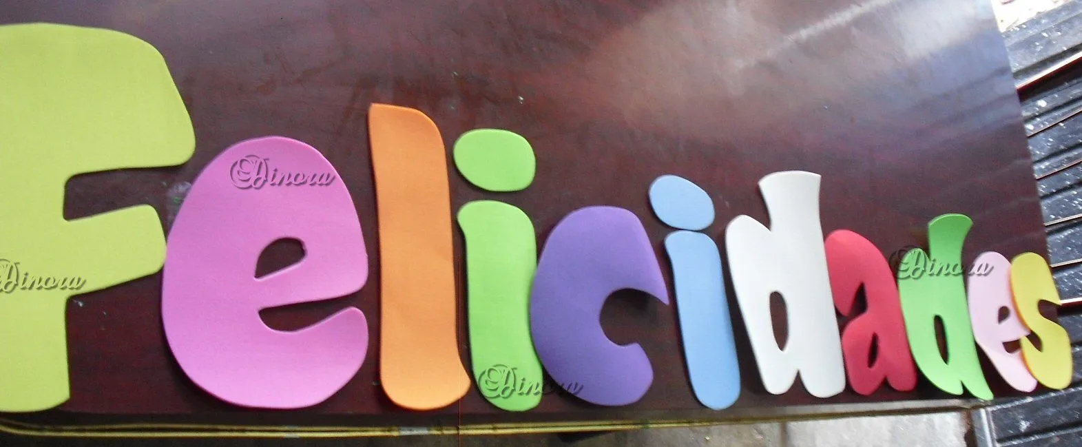 mis pequeñas manualidades: letrero FELICIDADES. mis pequeñas manualidades: letrero FELICIDADES.