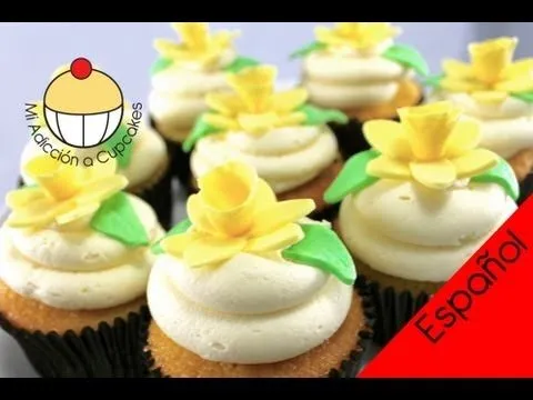Cómo Hacer un Perfecto Remolino con Glaseado sobre un Cupcake ... Cómo Hacer un Perfecto Remolino con Glaseado sobre un Cupcake ...