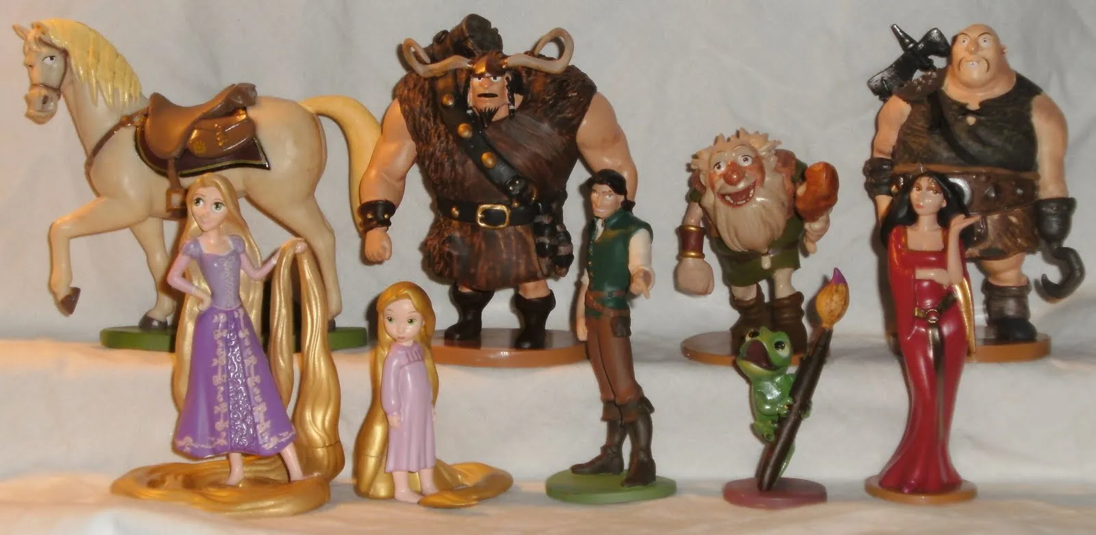 PERSONAJES DE CINE, TBO Y TV: ENREDADOS (TANGLED) PERSONAJES DE CINE, TBO Y TV: ENREDADOS (TANGLED)