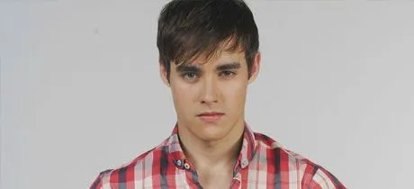 Los personajes de la serie Violetta: León