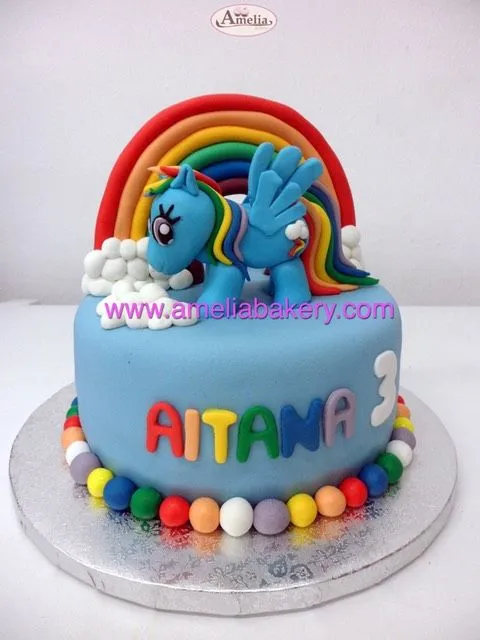 Personalizados | Amelia Bakery | Tartas Fondant Barcelona Personalizados | Amelia Bakery | Tartas Fondant Barcelona