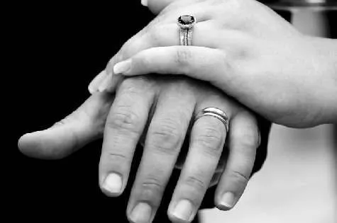 La petición de mano. Origen e historia. Qué regalar. - Protocolo ... La petición de mano. Origen e historia. Qué regalar. - Protocolo ...