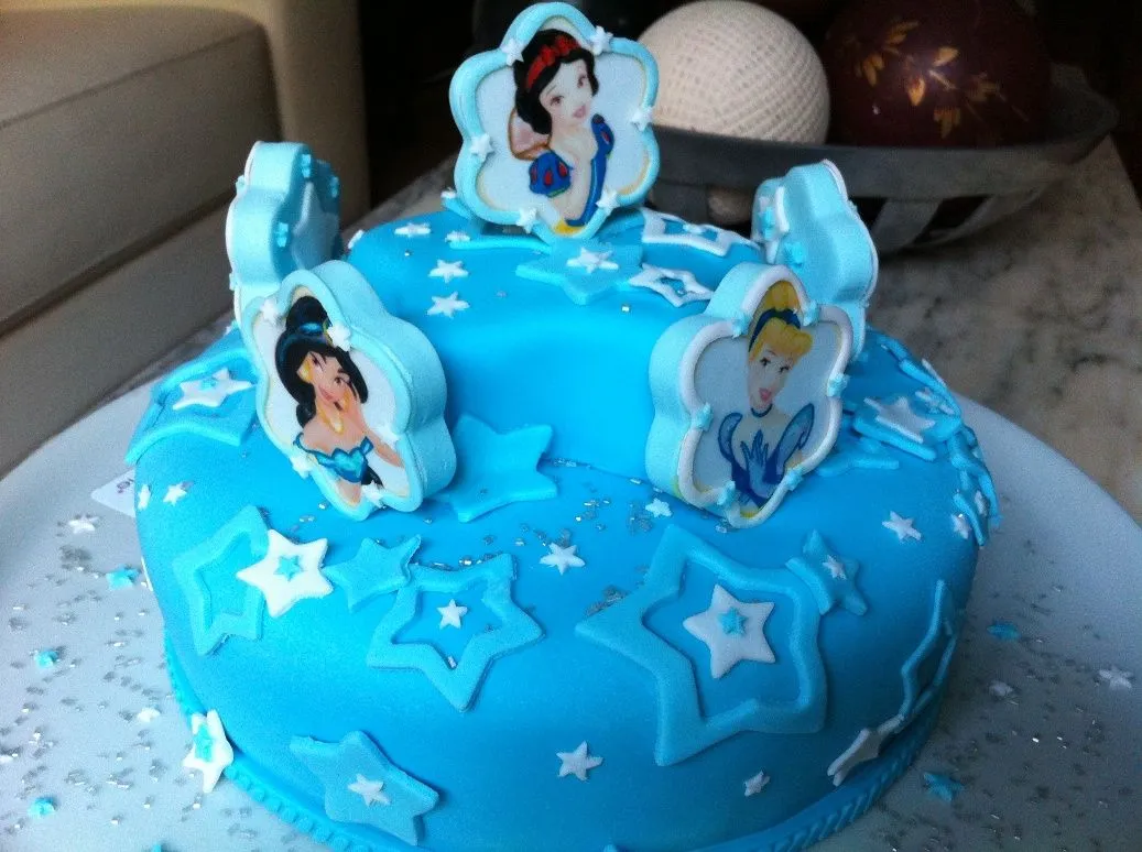 petiteCUISINE Princesas de Disney tarta | petiteCUISINE petiteCUISINE Princesas de Disney tarta | petiteCUISINE