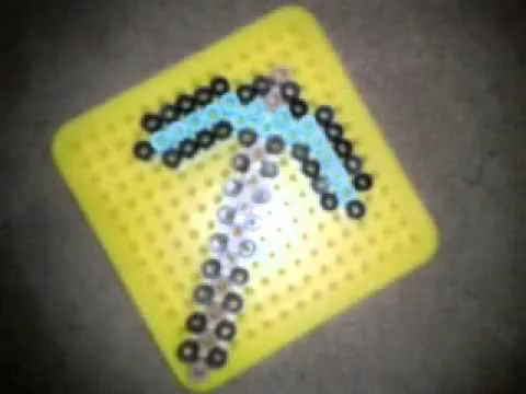 como hacer el pico de minecraft en perler bead - YouTube como hacer el pico de minecraft en perler bead - YouTube