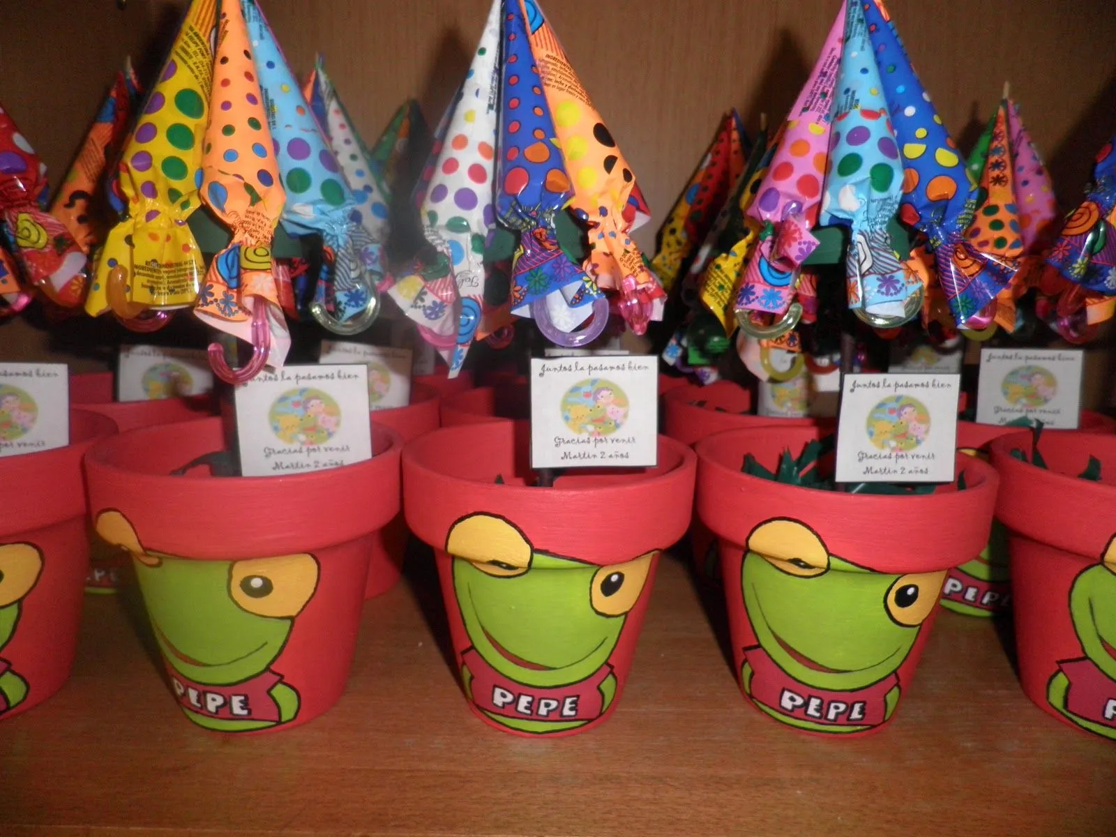 Pie Galerie: ARBOLITOS DE GOLOSINAS SAPO PEPE Pie Galerie: ARBOLITOS DE GOLOSINAS SAPO PEPE