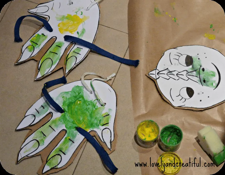 Pies de dinosaurio | Lovely And Creatiful
