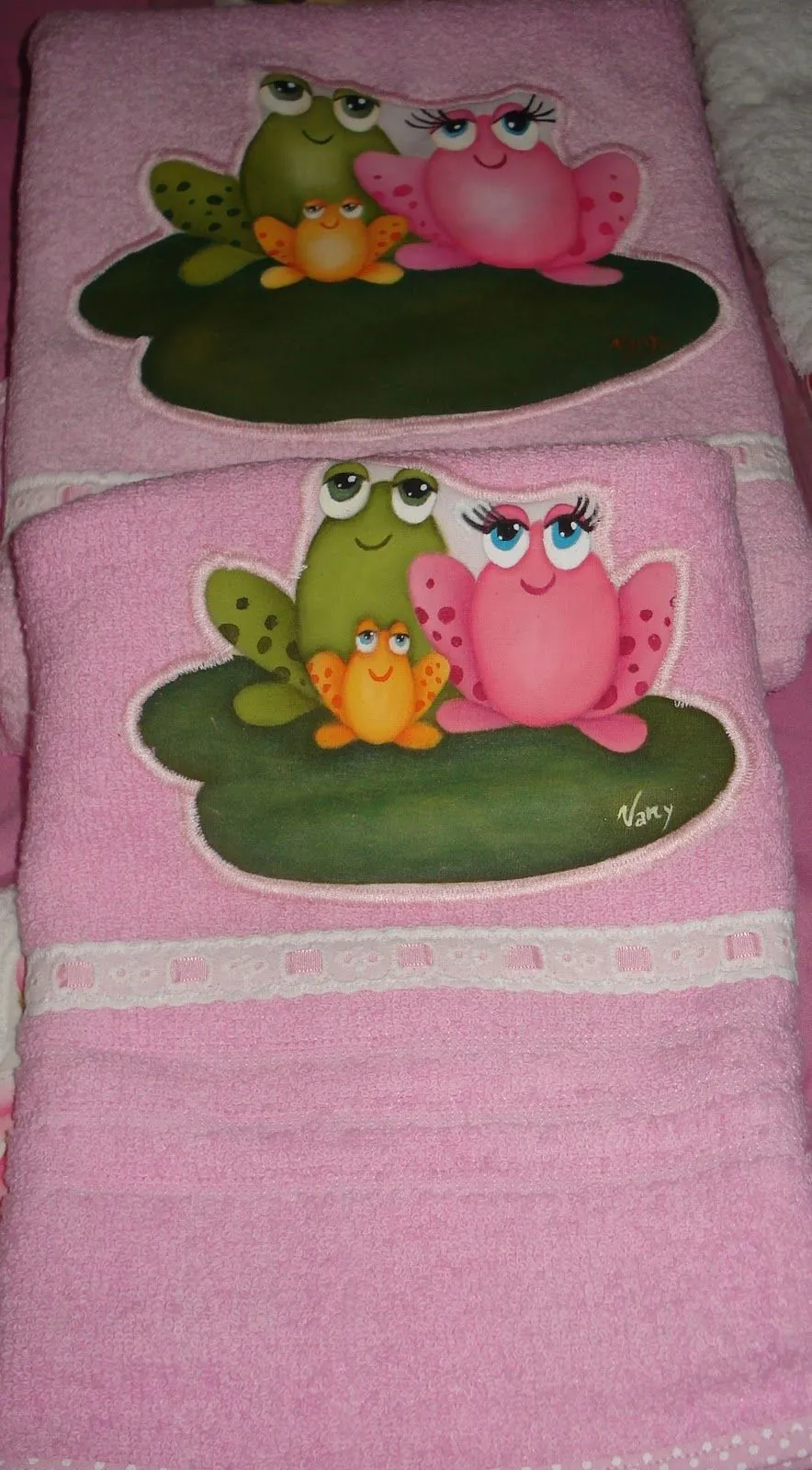 Pin Aplicalos En Toallas Cuadros Cenéfas Manteles Almohadones on ... Pin Aplicalos En Toallas Cuadros Cenéfas Manteles Almohadones on ...