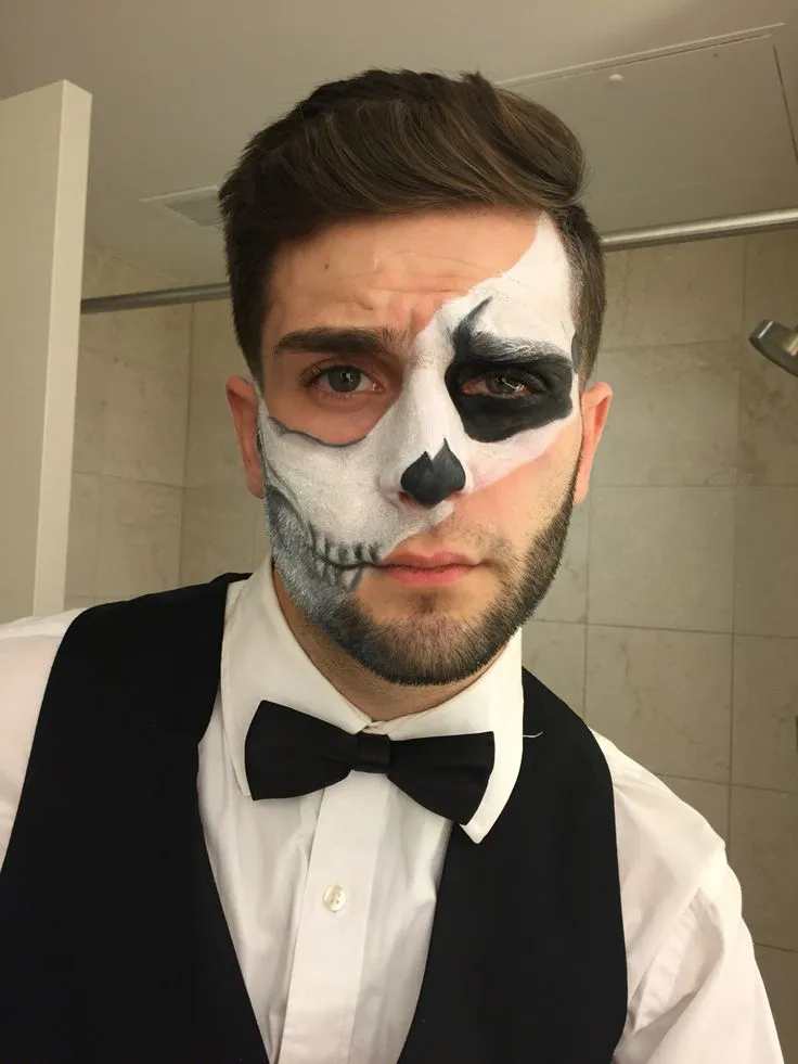 Pin de Brenda Denise en Halloween | Maquillaje halloween hombre con barba, Maquillaje  halloween hombre, Maquillaje hombre