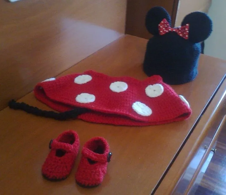 Hermoso conjunto de Mimi ( Minnie ) Mouse tejido a Crochet ... Hermoso conjunto de Mimi ( Minnie ) Mouse tejido a Crochet ...