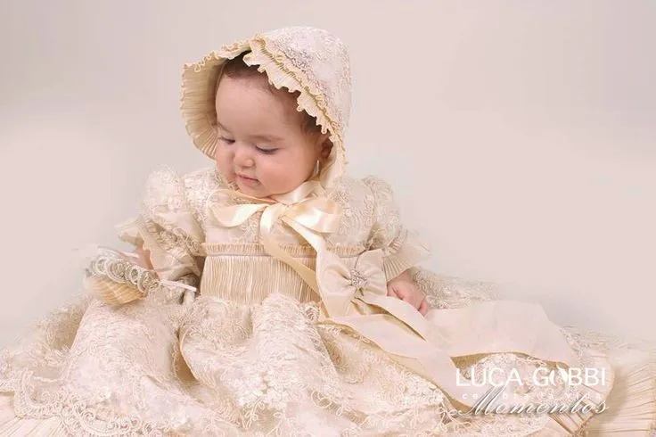 Ropones para Bautizo de Niña - Luca Gobbi on Pinterest | Tiaras ... Ropones para Bautizo de Niña - Luca Gobbi on Pinterest | Tiaras ...