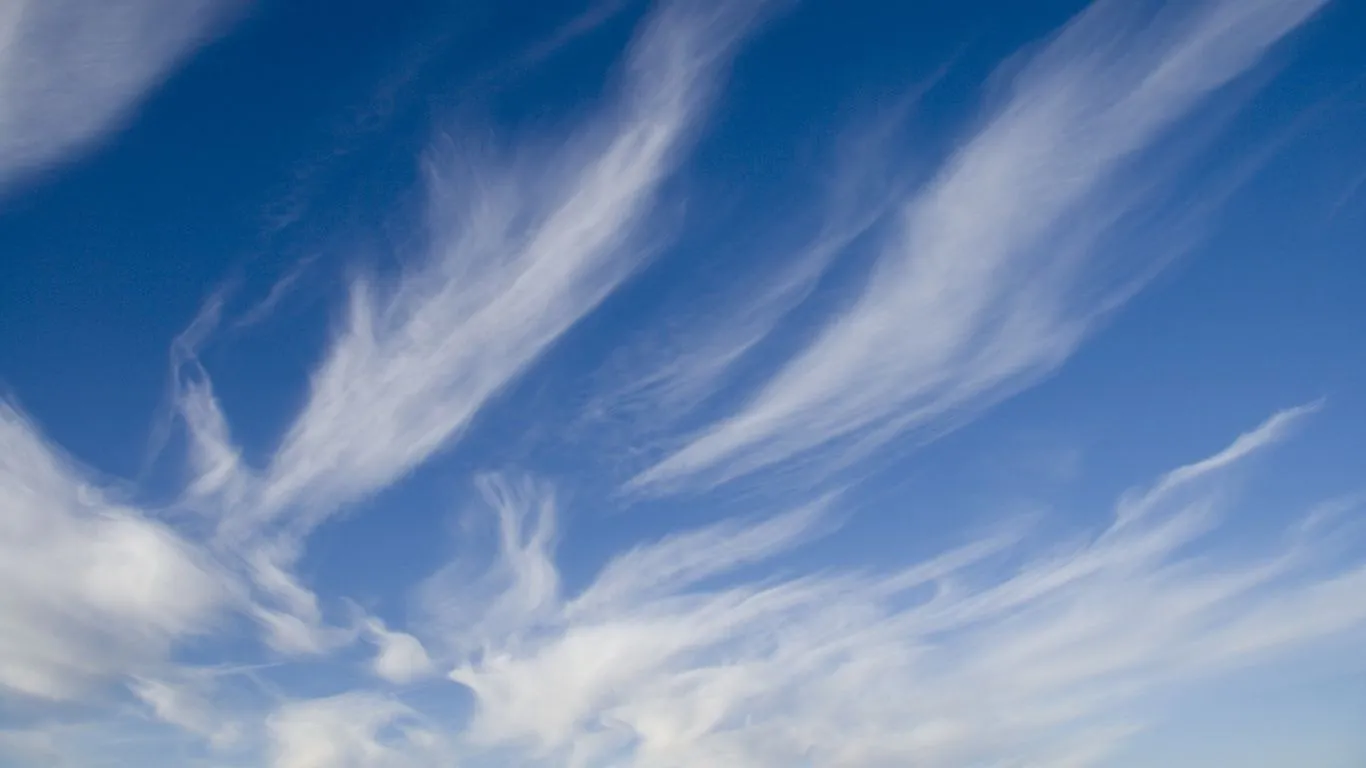 Pin Fondos Texturas Cielo Azul Y Blanco on Pinterest