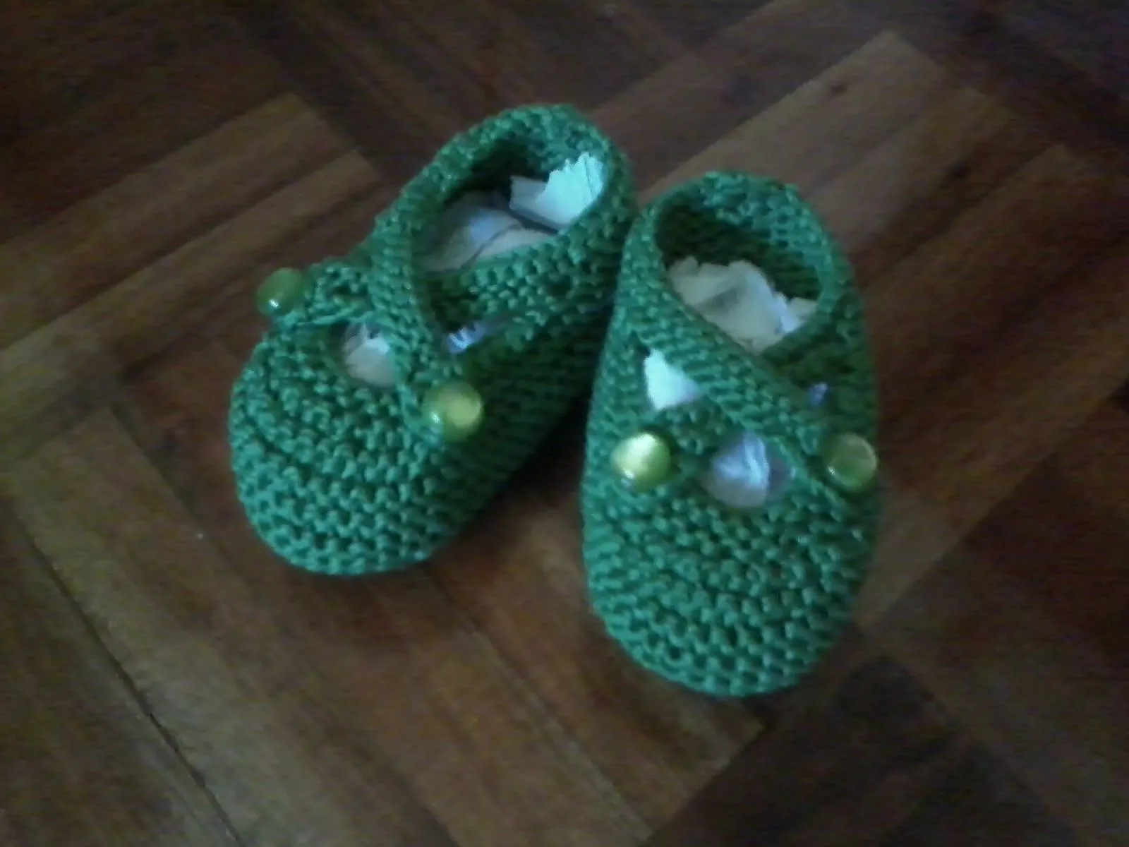 Pin Los Patucos Y Estos Ya Son Del Tamano De Un Pie Bebe Han ...