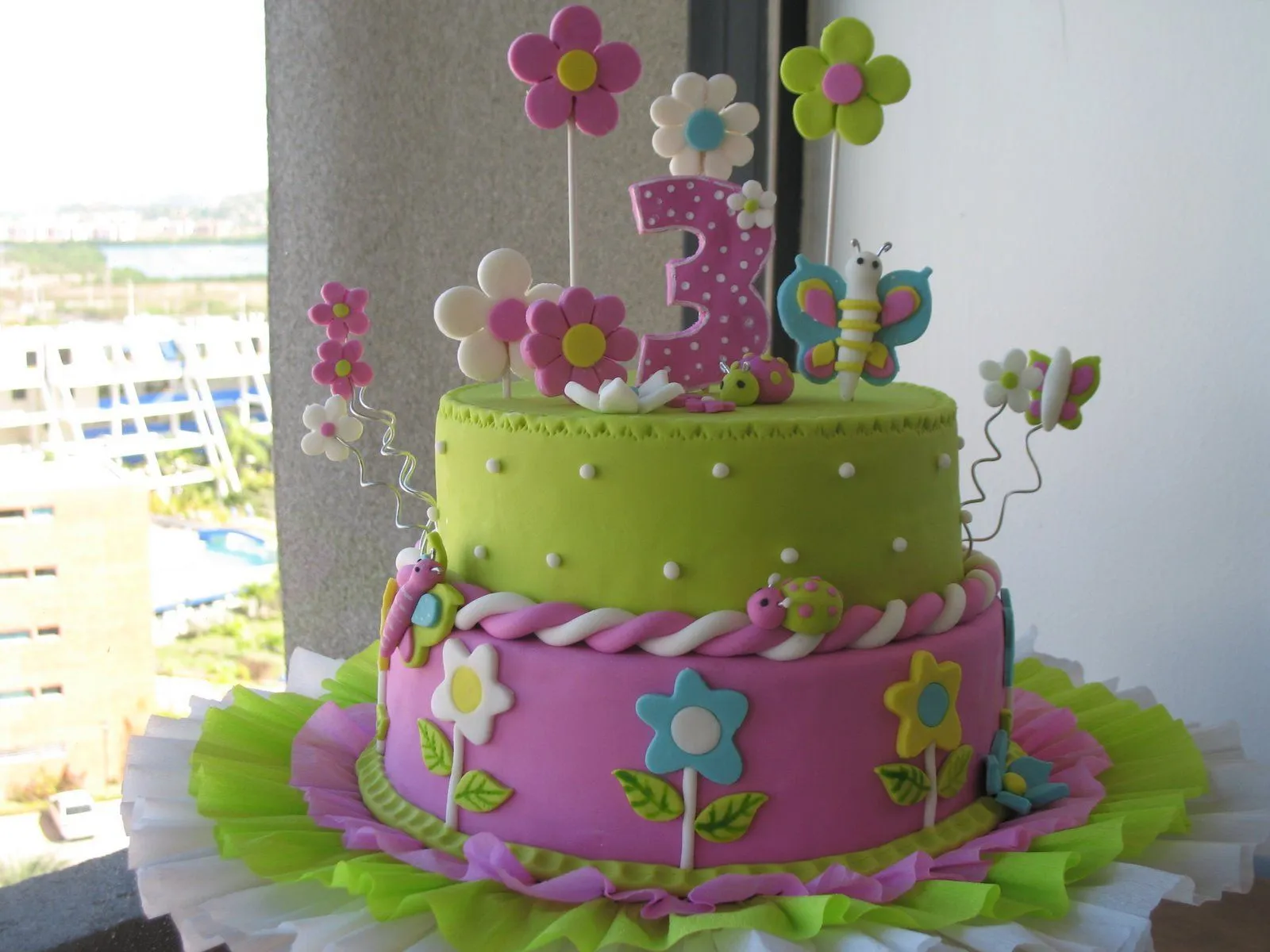 Pin Tortas Infantiles Flores Mariposas Hawaii Ajilbabcom Portal on ... Pin Tortas Infantiles Flores Mariposas Hawaii Ajilbabcom Portal on ...