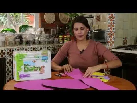 Piñata de carton corrugado - YouTube