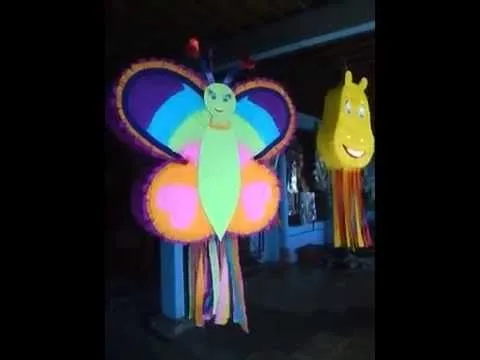 PIÑATA DE MARIPOSA - YouTube