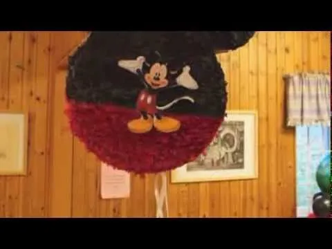 pinata de mickey mouse - YouTube