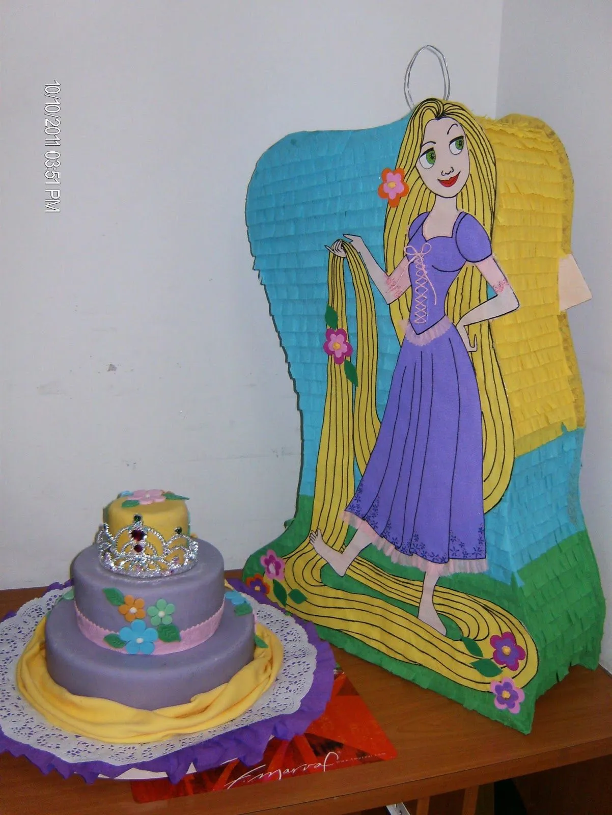 Piñatas de Rapunzel - 8 fotos e imágenes gratis - Imagui