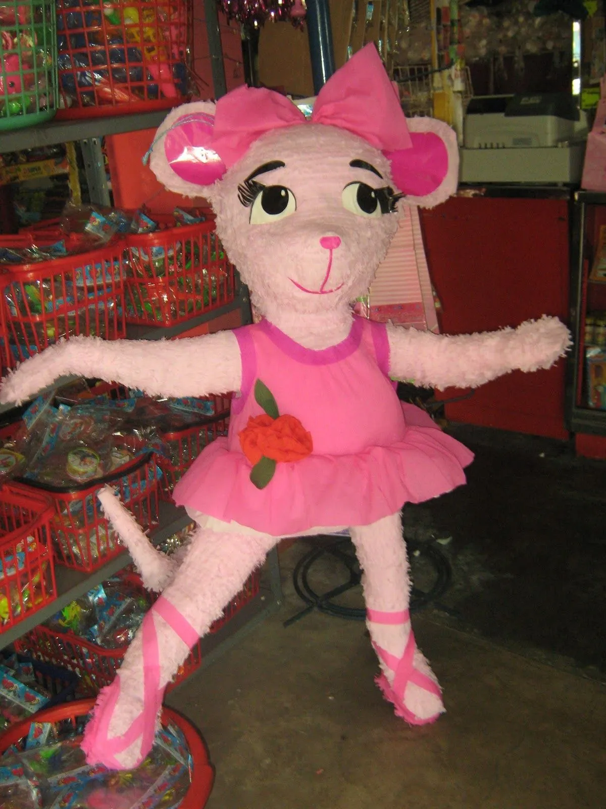 PIÑATAS, PIÑATAS Y MAS PIÑATAS: PIÑATAS DE ANGELINA BALLERINA PIÑATAS, PIÑATAS Y MAS PIÑATAS: PIÑATAS DE ANGELINA BALLERINA