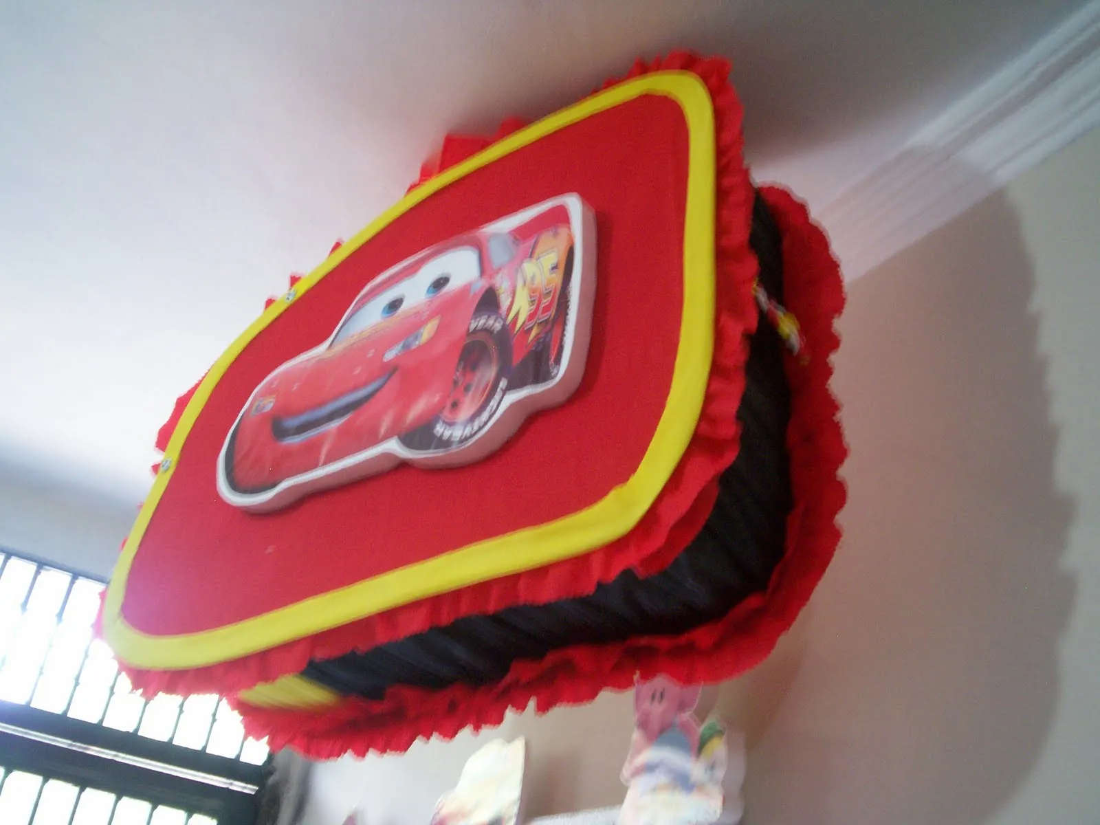 Piñateria D´Liz: Combo Economico Cars solo 150Bsf Piñateria D´Liz: Combo Economico Cars solo 150Bsf