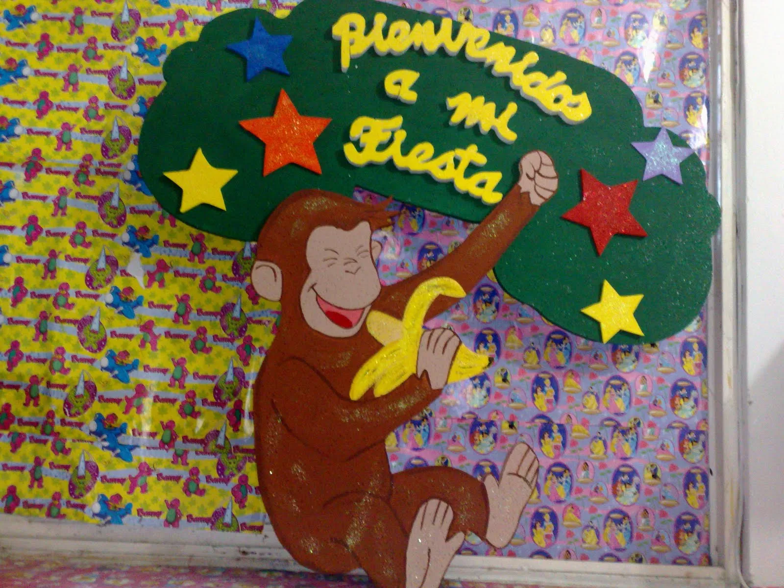 Piñateria Kekas: Jorge El Curioso