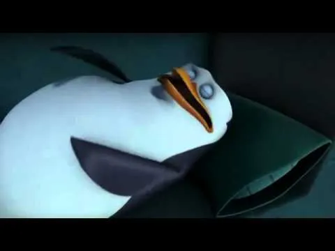 Los pingüinos de Madagascar - Al Borde de la Locura - YouTube Los pingüinos de Madagascar - Al Borde de la Locura - YouTube