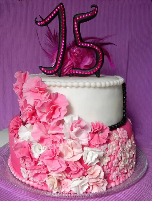 Pink Artesanas - Galletas y Tartas decoradas: Tarta "15 años" Pink Artesanas - Galletas y Tartas decoradas: Tarta "15 años"