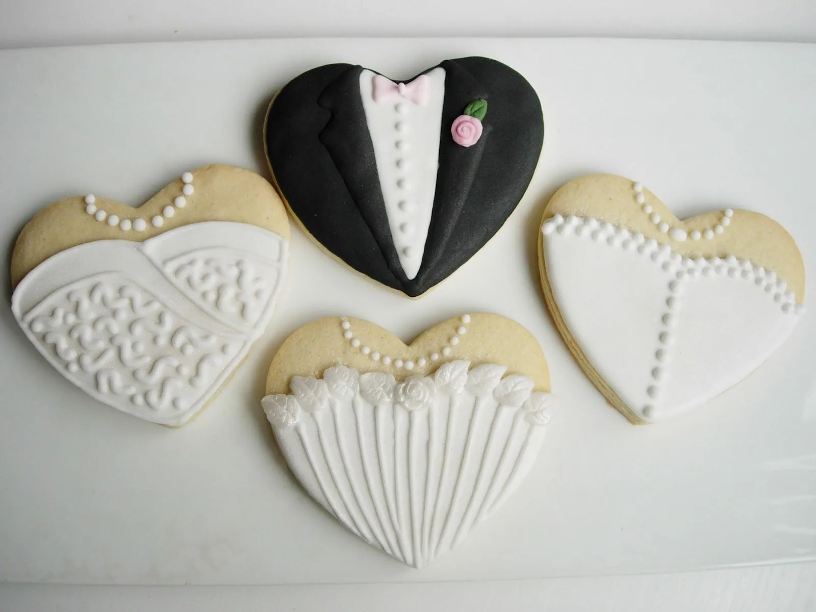 Pink Artesanas - Galletas y Tartas decoradas: Regalo para novios Pink Artesanas - Galletas y Tartas decoradas: Regalo para novios