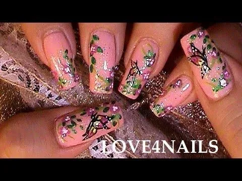 Como Pintar Una Mariposa en un Jardin ƸӜƷ Arte De Uñas Tutorial ... Como Pintar Una Mariposa en un Jardin ƸӜƷ Arte De Uñas Tutorial ...