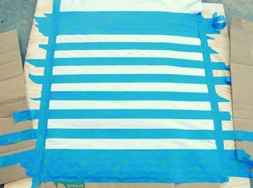 Pintar ropa con spray - Ropa DIY