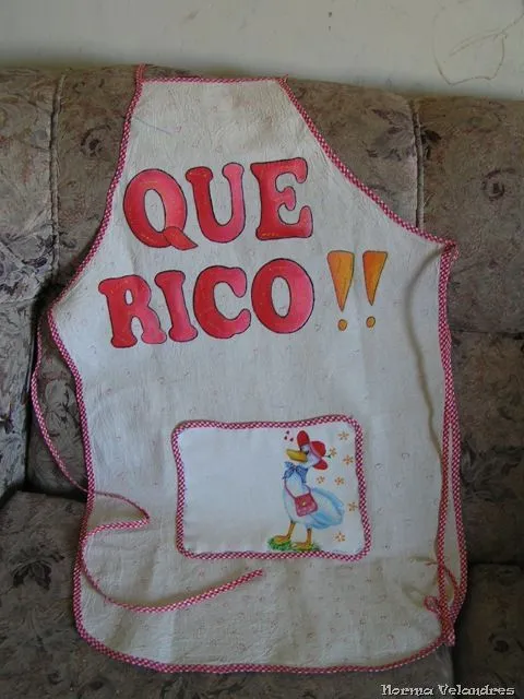 Mandil para Cocina. Aplicacion en Pintura y Decoupage. Mandil para Cocina. Aplicacion en Pintura y Decoupage.
