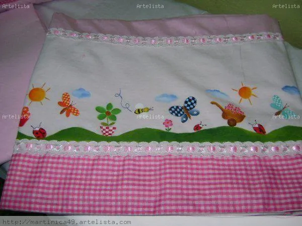 Sabanas con cenefa pintada Martha Stella Rubio Medina - Artelista.com Sabanas con cenefa pintada Martha Stella Rubio Medina - Artelista.com