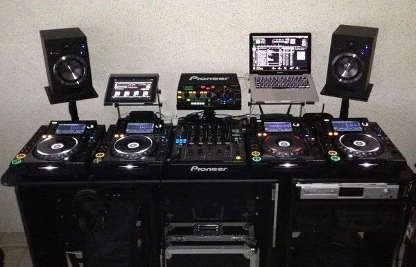 Pioneer DJ USA on Twitter: "Who's ready to rock this setup this ... Pioneer DJ USA on Twitter: "Who's ready to rock this setup this ...