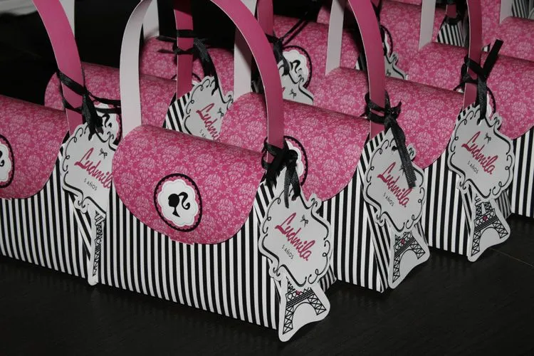 Pipirú: Barbie Moda Mágica en Paris - Cumple Ludmila Pipirú: Barbie Moda Mágica en Paris - Cumple Ludmila