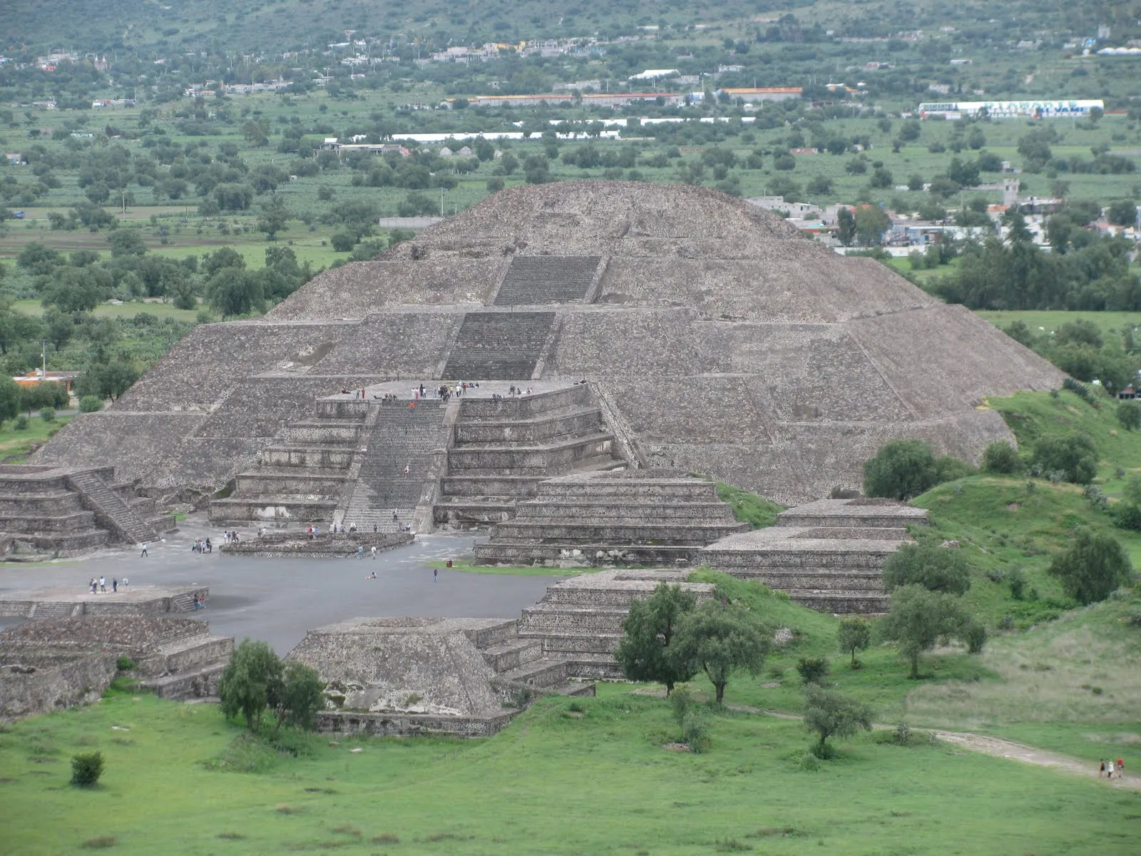 Planeta On Line: Pirámides, la conexión