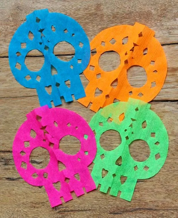 Plantillas de calaveras de papel picado. DIY papel • Happythought Plantillas de calaveras de papel picado. DIY papel • Happythought